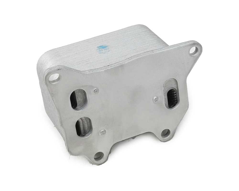 Radiador de óleo do motor - 06L117021G